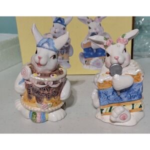 Easter Bunny Salt and Pepper Shaker Set with Box Hand Painted Ceramic